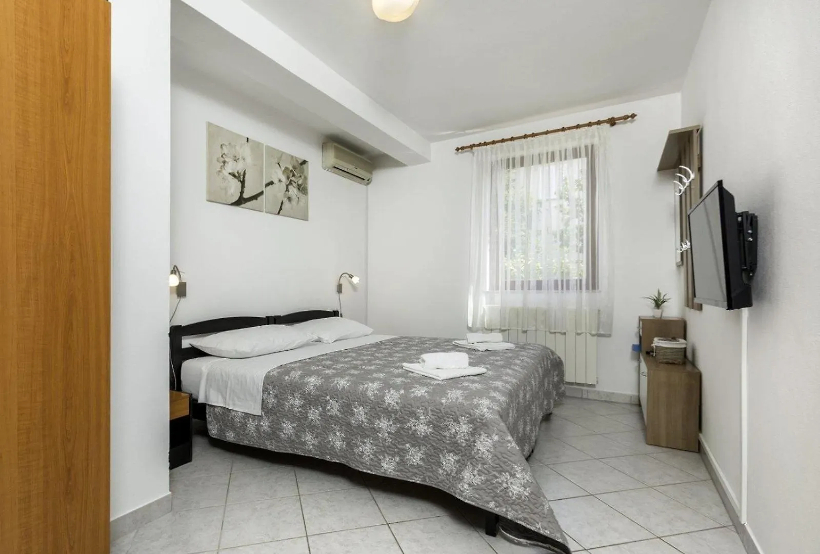 Ferienwohnung Fuer 2 Personen Ca 28 Qm In Fazana, Istrien Istrische Riviera 0*, Fazana Croatia